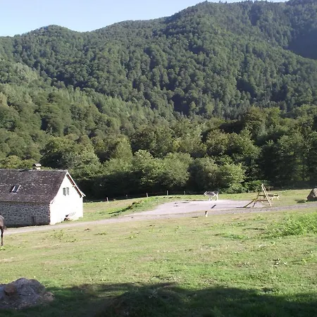 Les De La Forêt D'issaux Chalet *