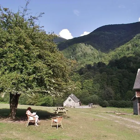 Les De La Forêt D'issaux Chalet