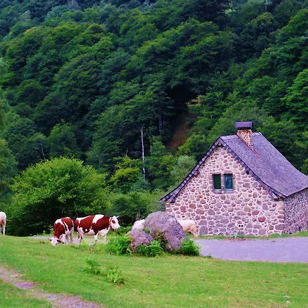 Les De La Foret D'issaux