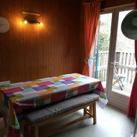 Chalet Les De La Forêt D'issaux
